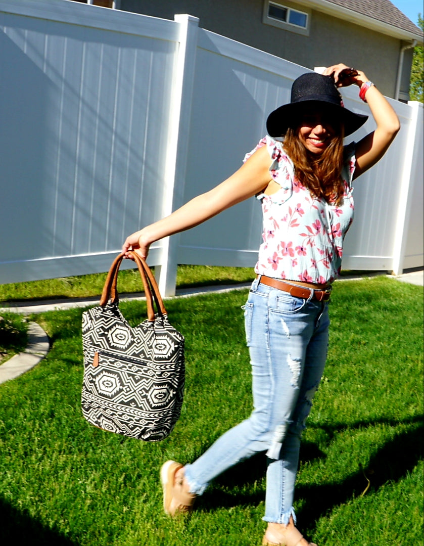 Bueno 2-in-1 'Lucy' Aztec Canvas Tote